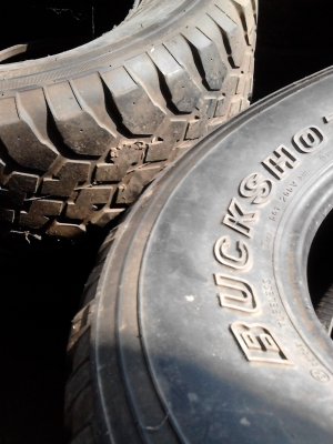 33X12.5R15  MAXXIS MUDDER BUCKSHOT  มี 2 เส้น TEL.081-427-3941