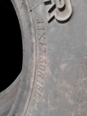 33X12.5R15  MAXXIS MUDDER BUCKSHOT  มี 2 เส้น TEL.081-427-3941