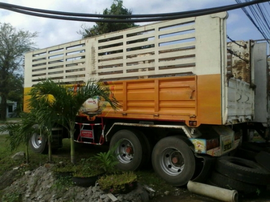 ขายลูกพ่วง 3 เพลาแท้ยาว7เมตรดั้มปี52สภาพสวยๆกระบะเหล็กคอกเกษตร