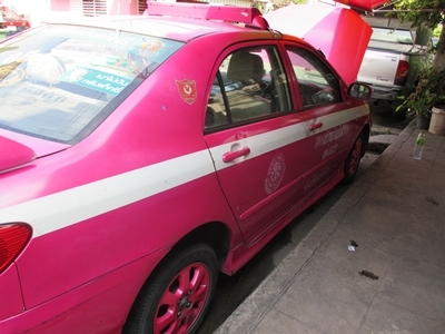 ด่วน taxi altis ( J ) เครื่องดีไม่เยิ้มเลี้ยวไม่ดัง เหลือวิ่งถึง 7 ธค 57 ราคาจบได้จบ
