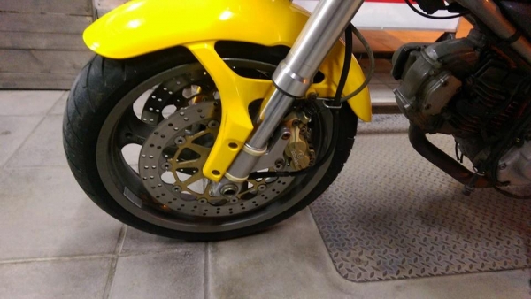 ขาย มอไซ ดูคาติ M400 ตัวสุดท้ายปี 2003 ขาย มอไซ ดูคาติ M400 ตัวสุดท้ายปี 2003