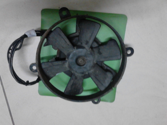 ขายพัดลมหม้อน้ำ steed ไช้ได้