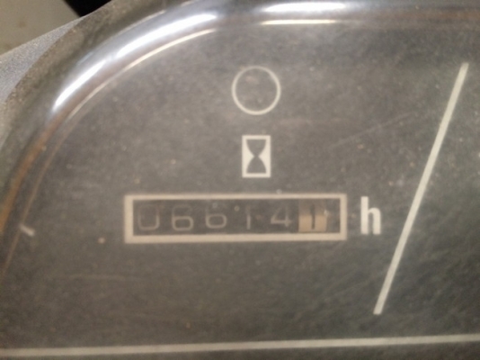 PC45-1-2784-YR1993-6613 Hr Cabin from Japan