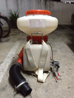 เครื่องพ่นปุ๋ย พ่นเมล็ด Kyoritsu