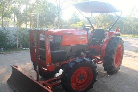 ขายรถไถ Kubota L 4508 DI (4WD) พร้อมดันหน้าช้าง,ผานพรวน สีเดิมครับ