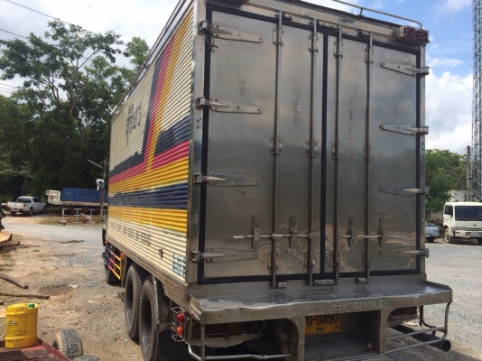 10ล้อตู้เปียก195แรง ห้างแท้ เครื่อง คัสซีสวยมาก...ตู้ก็สวย..