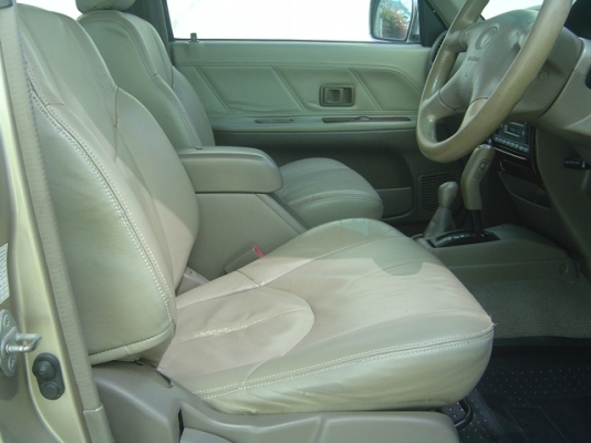 ขาย toyota hilux sport cruiser 4x4 d4d 3.0 เกียร์ออโต้ ปี 2002 สภาพดีพร้อมใช้งาน