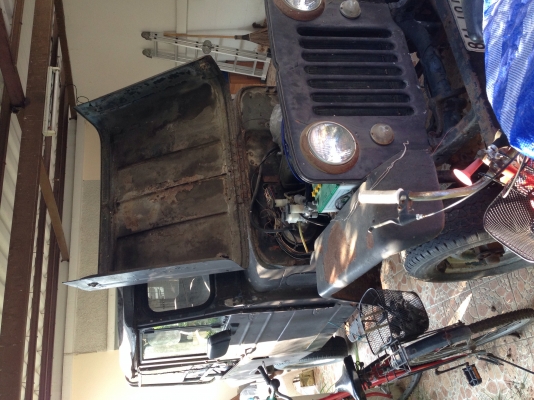 รถจี๊ปเก่า