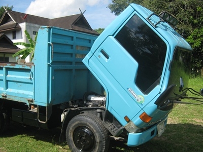 ขายรถ 6 ล้อดั้ม HINO กระบะ 4 คิว