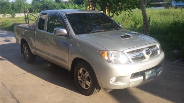 Vigo G 2500 ปี 06 ตัวท็อปสุด MT AIRBAG ABS แอร์ CD ยางดี ขับขี่ดี ไม่มีอุบัติเหตุ Vigo G 2500 ปี 06 ตัวท็อปสุด MT AIRBAG ABS แอร์ CD ยางดี ขับขี่ดี ไม่มีอุบัติเหตุ