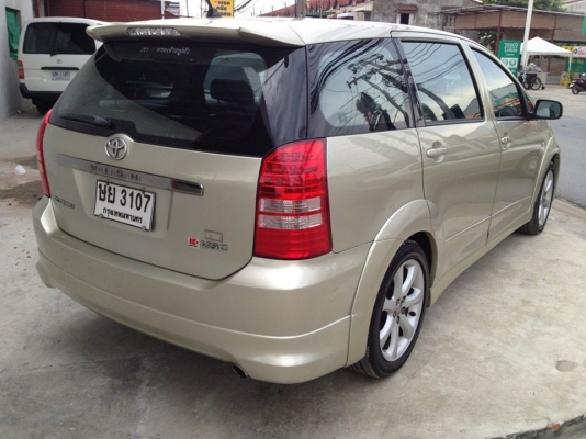 รถครอบครัว รถครอบครัว