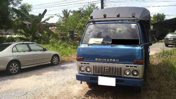 รถบรรทุก สองแถว ยี่ห้อ DAIHATSU เครื่องเดิม 78 แรงม้า รถบรรทุก สองแถว ยี่ห้อ DAIHATSU เครื่องเดิม 78 แรงม้า
