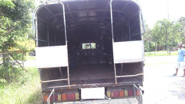 รถบรรทุก สองแถว ยี่ห้อ DAIHATSU เครื่องเดิม 78 แรงม้า รถบรรทุก สองแถว ยี่ห้อ DAIHATSU เครื่องเดิม 78 แรงม้า