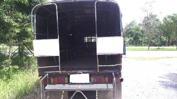 รถบรรทุก สองแถว ยี่ห้อ DAIHATSU เครื่องเดิม 78 แรงม้า รถบรรทุก สองแถว ยี่ห้อ DAIHATSU เครื่องเดิม 78 แรงม้า