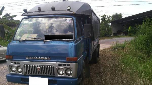 รถบรรทุก สองแถว ยี่ห้อ DAIHATSU เครื่องเดิม 78 แรงม้า รถบรรทุก สองแถว ยี่ห้อ DAIHATSU เครื่องเดิม 78 แรงม้า
