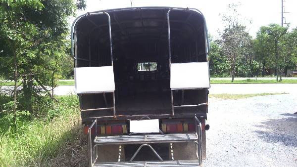 รถบรรทุก สองแถว ยี่ห้อ DAIHATSU เครื่องเดิม 78 แรงม้า รถบรรทุก สองแถว ยี่ห้อ DAIHATSU เครื่องเดิม 78 แรงม้า