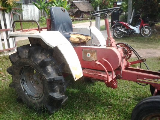 ขายตามสภาพโครงรถไถนังขับสิงสยามสภาพสวย ขายตามสภาพโครงรถไถนังขับสิงสยามสภาพสวย