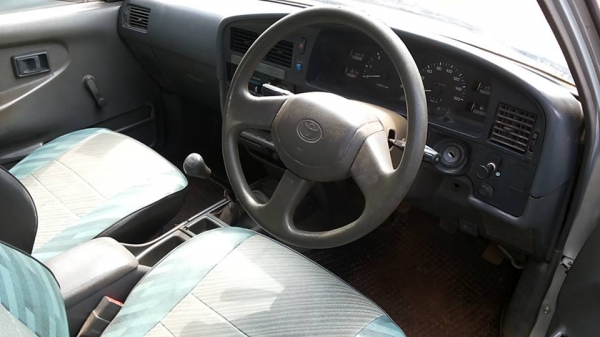 ***ขายแล้วครับขอบคุณ Truck2hand ขายกระบะแค็ป ราคาเบาๆ TOYOTA HILUX MIGHTY-X 2.5EXTRACAB โปร่งหลังแท้ ปี38/95 เครื่อง/เกียร์ เดิมๆ แน่นๆแห้งๆ แรง ไม่มีเยิ้ม เกียร์ดีไม่หลุด ไม่หอน ช่วงล่างหนึบ คัสซีสวยไม่ปะไม่ดาม กระบะดีพื้นไม่ผุ หน้า-หลังเดิม ไม่เคยชนหนัก