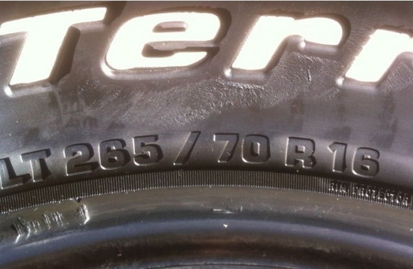 ขายยาง bf all 265-70-16 สภาพสวย ขายยาง bf all 265-70-16 สภาพสวย