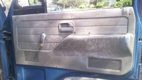 รถบรรทุก ISUZU 6 ล้อ ดัมพ์ คิดเครน 2.5 ตัน รถบรรทุก ISUZU 6 ล้อ ดัมพ์ คิดเครน 2.5 ตัน