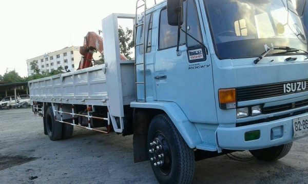 6ล้อ165แรงFTR11NYและUNIC เครน340...ขายคู่กัน  รถสวย เครนสวย...700000.