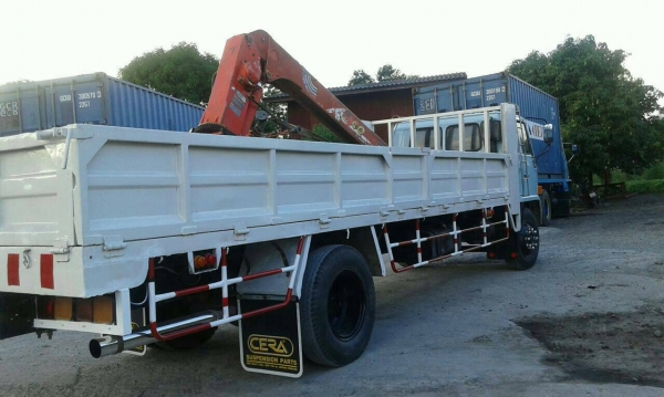 6ล้อ165แรงFTR11NYและUNIC เครน340...ขายคู่กัน  รถสวย เครนสวย...700000.