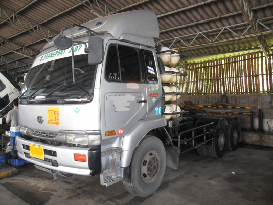 รับสมัครพนักงานขับรถเทลเลอร์