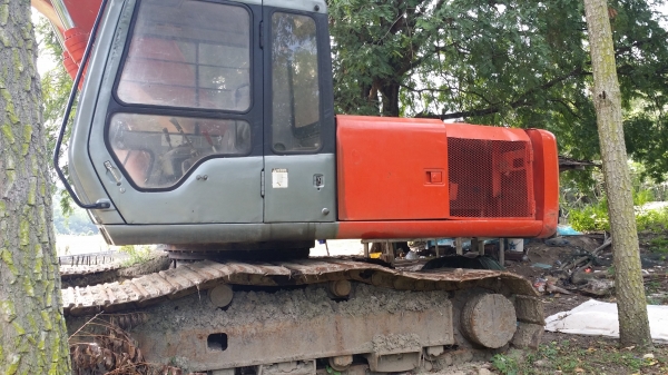 ขายด่วน HITACHI EX200-2 ตามสภาพรถใช้งานได้ปกติ(ไม่มีเอกสารครับ) ลดราคาด่วนเหลือ 400,000