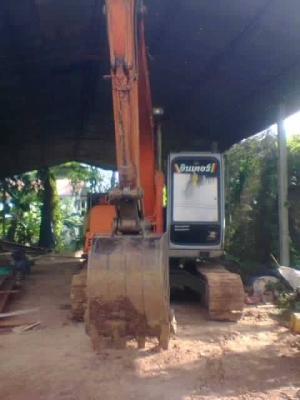 ขายรถขุดแบ็คโค ฮิตาชิEX120-2 เอวแน่น เอกสารอินวอยซ์ ปั๊มดี ไฟฟ้าเต็ม ช่วงล่างดี บูม อาร์มดี พร้อมลุยงาน