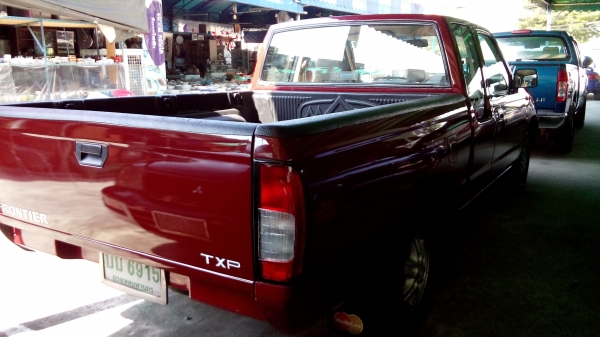 NISSAN FRONTIER 2.5 ปี 2002 แค๊ป NISSAN FRONTIER 2.5 ปี 2002 แค๊ป