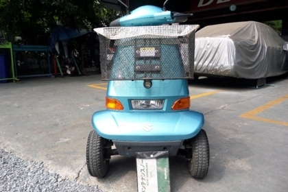 ขาย รถผู้สูงอายุ SUZUKI 4 ล้อ ไฟฟ้า สภาพสวยมาก จากญี่ปุ่น มีไฟ หน้าหลัง ตะกร้าครบ ขับเคลื่อนสะดวก เบาะหมุนได้ซ้าย-ขวา ขึ้นลงง่าย ราคา 29,500