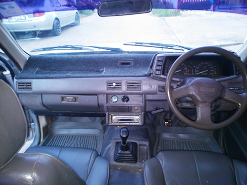 !! ขายด่วนรถบ้าน อีซูซุ ทีเอฟอา มังกรทอง ปี 37เครื่องดีมากแน่นๆ สภาพสวยพร้อมใช้ !! ขายด่วนรถบ้าน อีซูซุ ทีเอฟอา มังกรทอง ปี 37เครื่องดีมากแน่นๆ สภาพสวยพร้อมใช้