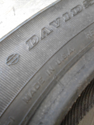 160/70B17 DUNLOP K591 มี 1 เส้น TEL.081-427-3941 160/70B17 DUNLOP K591 มี 1 เส้น TEL.081-427-3941