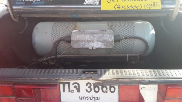 ขาย volvo 75000ติดแก๊ซ เครื่อง1j