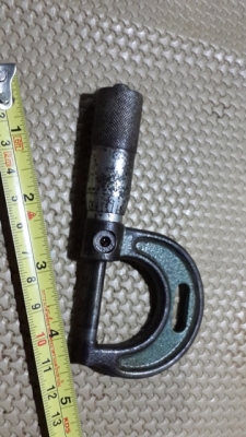 ไมโครมิเตอร์  วัดละเอียด ครับ หมุนๆๆๆ