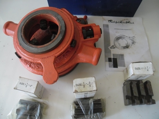 ต๊าปเกลียวมือหมุน