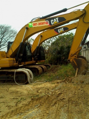 ขายคู่ 2 คัน ไม่แยกขาย รถแคโฮ CAT 320 D 1.627 และ 1,841 ชม.