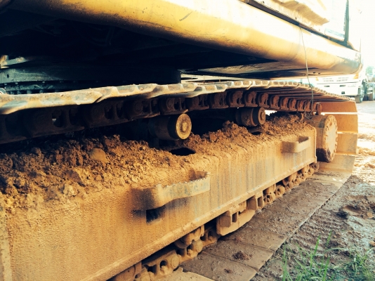 ขายด่วน  รถแบคโฮ  CAT  V2 สภาพดีมาก  พร้อมใช้งาน