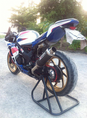 ขาย NC30 (VFR400) ทะเบียนแท้ เครื่องดีมากแต่งสวยเทพๆ ทั้งคัน ขาย NC30 (VFR400) ทะเบียนแท้ เครื่องดีมากแต่งสวยเทพๆ ทั้งคัน