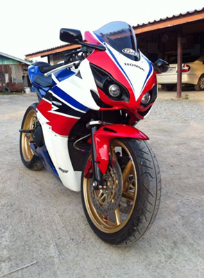 ขาย NC30 (VFR400) ทะเบียนแท้ เครื่องดีมากแต่งสวยเทพๆ ทั้งคัน ขาย NC30 (VFR400) ทะเบียนแท้ เครื่องดีมากแต่งสวยเทพๆ ทั้งคัน