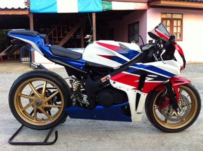 ขาย NC30 (VFR400) ทะเบียนแท้ เครื่องดีมากแต่งสวยเทพๆ ทั้งคัน ขาย NC30 (VFR400) ทะเบียนแท้ เครื่องดีมากแต่งสวยเทพๆ ทั้งคัน