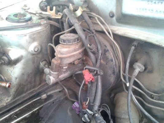 แยกบอดี้ b13 ทั้งคัน แยกบอดี้ b13 ทั้งคัน