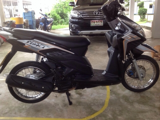 CLICK i 110