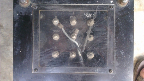 Sell> ขายหม้อแปลงไฟบ้านไทย 220V เป็นไฟญี่ปุ่น 100V. 40 แอมป์ 4 KVA ของญี่ปุ่นแท้ๆครับ