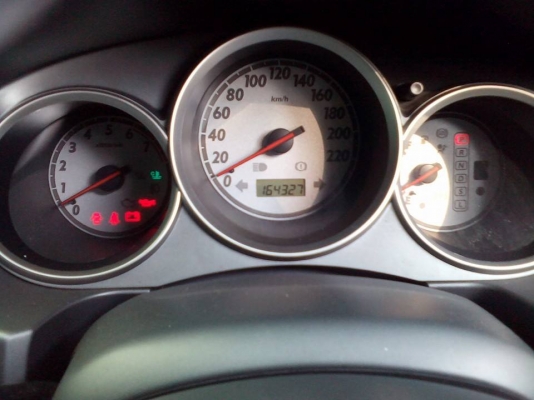 ขาย HONDA JAZZ 1.5 ปี 2004 เครื่องดี,สีสวย,ติดแก๊สหัวฉีด ถังโดนัท,เล่มพร้อมโอน