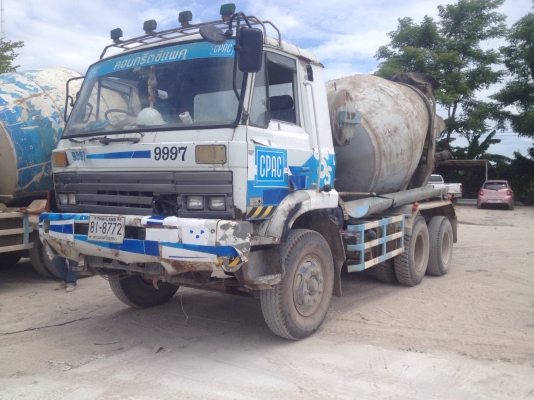 ขายรถโม่ปูน CW 430 230 ปรง  ราคาถูก