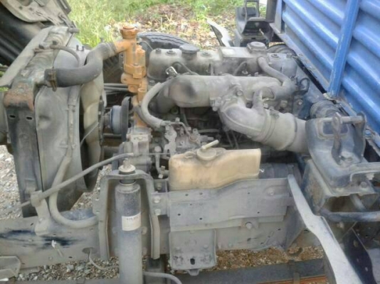รถบรรทุก 4 ล้อ ISUZU NKR55E1 ปี39