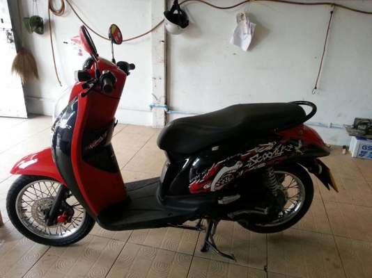 scoopy i ปี 55 แดงดำ กท306 เครื่องดีมากๆ รภแม่บ้าน 21,000 เดิมๆ เครื่องดีมาก เงียบสนิท วิ่งน้อย ไมล์8,xxx km รถแม่บ้าน ผู้หญิงใช้ ภาษี 58 รามคำแหง1/1 เบเวอรี่แมนชั่น ไลน์ dettdett