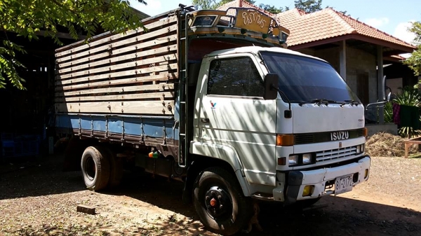 ***ขายแล้วครับขอบคุณ Truck2hand ขาย6ล้อ ช่วงล่างใหญ่ ราคาเบาๆ ISUZU KS วางหัวNPR(ยังไม่ลง) วางเครื่อง4BD1-115ฝาดำ (ลงเล่ม) เกียร์ROCK เครื่องแน่น แรง เกียร์ดีไม่หลุด เกียร์สั้นสายแล้ว ช่วงล่างใหญ่ Fหน้า-หลัง คัสซีเสริมเหล็กบน-ล่าง หนาแข็งแรง ไม่ผุ กระบะปู ***ขายแล้วครับขอบคุณ Truck2hand ขาย6ล้อ ช่วงล่างใหญ่ ราคาเบาๆ ISUZU KS วางหัวNPR(ยังไม่ลง) วางเครื่อง4BD1-115ฝาดำ (ลงเล่ม) เกียร์ROCK เครื่องแน่น แรง เกียร์ดีไม่หลุด เกียร์สั้นสายแล้ว ช่วงล่างใหญ่ Fหน้า-หลัง คัสซีเสริมเหล็กบน-ล่าง หนาแข็งแรง ไม่ผุ กระบะปู