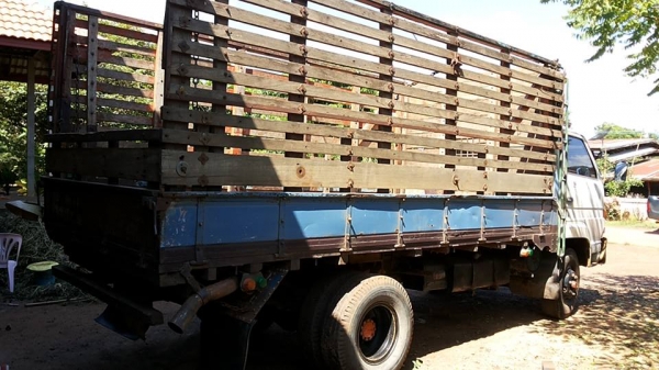 ***ขายแล้วครับขอบคุณ Truck2hand ขาย6ล้อ ช่วงล่างใหญ่ ราคาเบาๆ ISUZU KS วางหัวNPR(ยังไม่ลง) วางเครื่อง4BD1-115ฝาดำ (ลงเล่ม) เกียร์ROCK เครื่องแน่น แรง เกียร์ดีไม่หลุด เกียร์สั้นสายแล้ว ช่วงล่างใหญ่ Fหน้า-หลัง คัสซีเสริมเหล็กบน-ล่าง หนาแข็งแรง ไม่ผุ กระบะปู ***ขายแล้วครับขอบคุณ Truck2hand ขาย6ล้อ ช่วงล่างใหญ่ ราคาเบาๆ ISUZU KS วางหัวNPR(ยังไม่ลง) วางเครื่อง4BD1-115ฝาดำ (ลงเล่ม) เกียร์ROCK เครื่องแน่น แรง เกียร์ดีไม่หลุด เกียร์สั้นสายแล้ว ช่วงล่างใหญ่ Fหน้า-หลัง คัสซีเสริมเหล็กบน-ล่าง หนาแข็งแรง ไม่ผุ กระบะปู